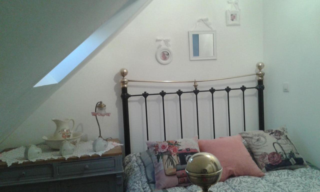 La Petite Maison Dans La Prairie Notre-Dame-du-Touchet Exterior foto
